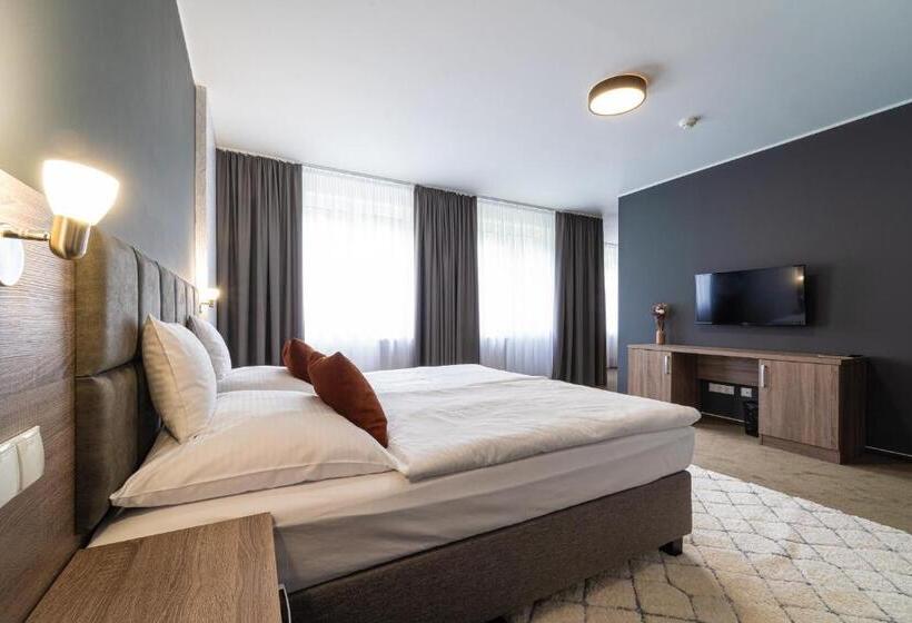 Отель Slávia Svidník Spa & Restaurant