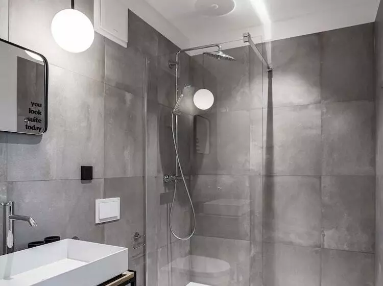 Limehome Erfurt Schmidtstedter Straße