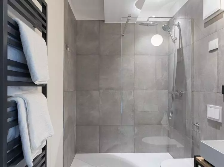 Limehome Erfurt Schmidtstedter Straße