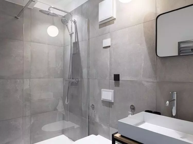 Limehome Erfurt Schmidtstedter Straße