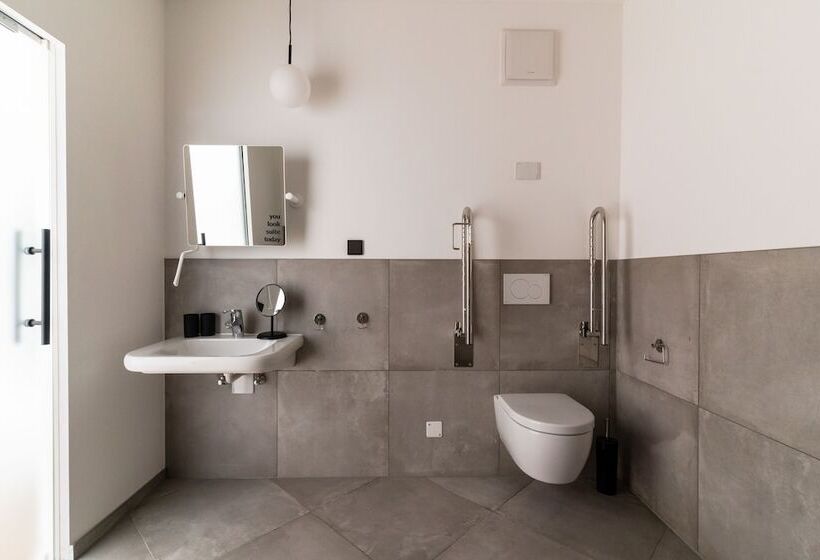 Limehome Erfurt Schmidtstedter Straße