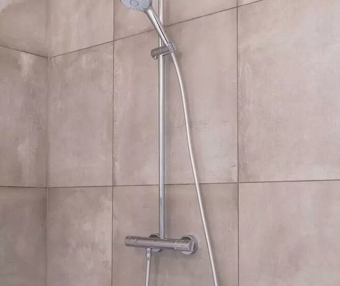 Limehome Erfurt Schmidtstedter Straße