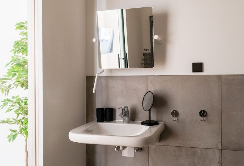 Limehome Erfurt Schmidtstedter Straße