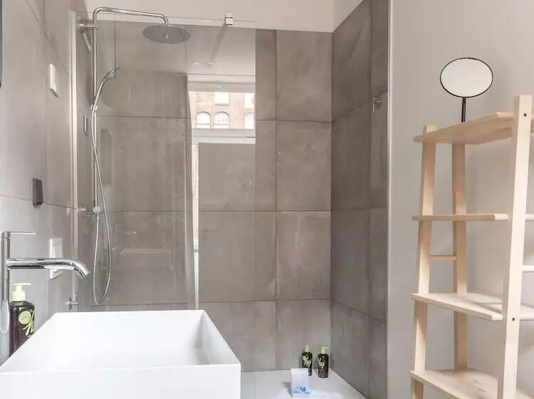 Limehome Erfurt Schmidtstedter Straße