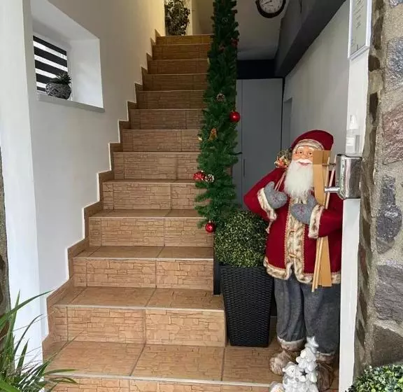 ペンション Casa Sima