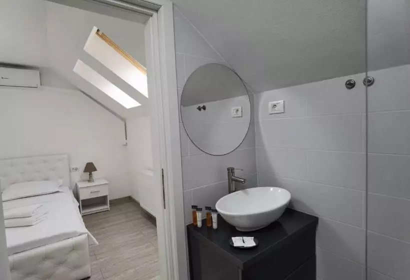 ペンション Casa Sima