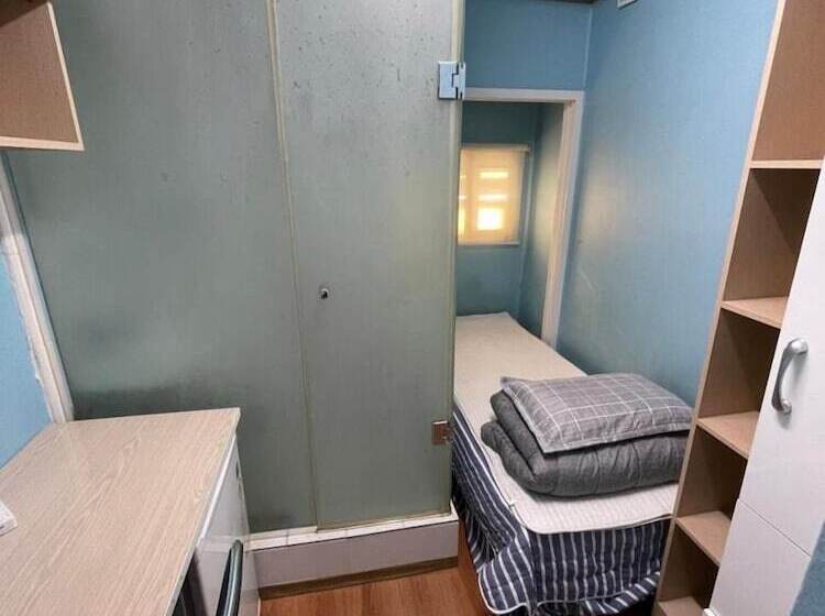 פנסיון Noble Residence