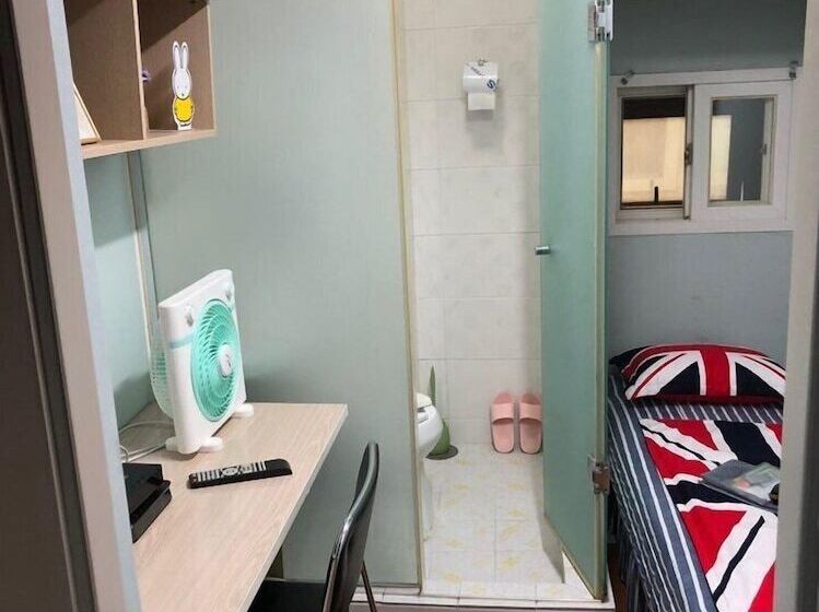 פנסיון Noble Residence