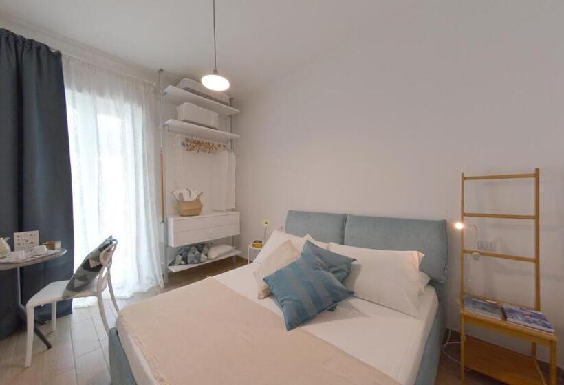 تختخواب و صبحانه Al Settimo Piano