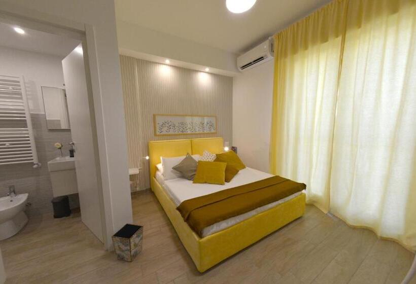 تختخواب و صبحانه Al Settimo Piano