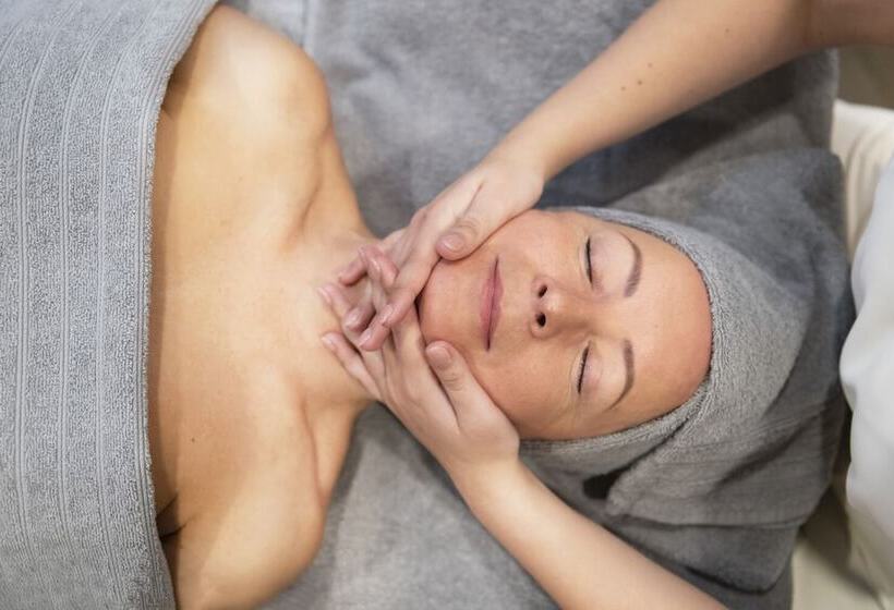 هتل Mana Sleep & Spa