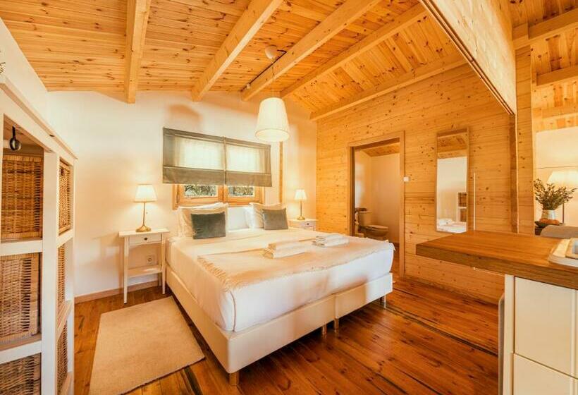 Отель Chalet Do Lago