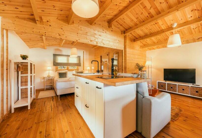 Отель Chalet Do Lago