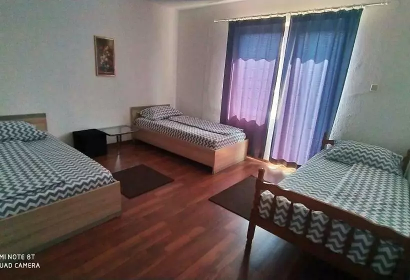 پانسیون Rooms Ensar