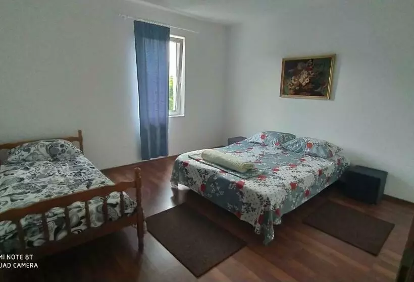 پانسیون Rooms Ensar