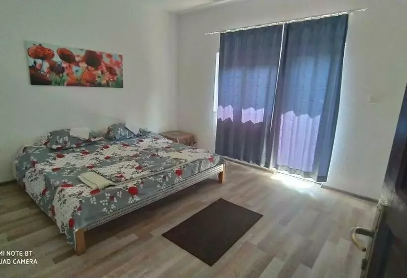 پانسیون Rooms Ensar