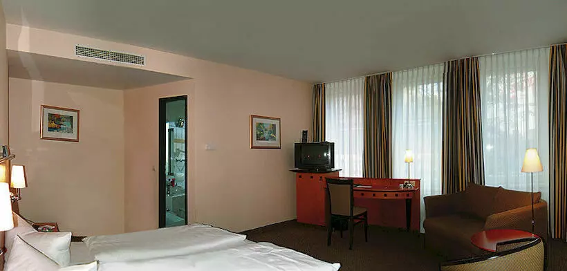 هتل Alt Tempelhof