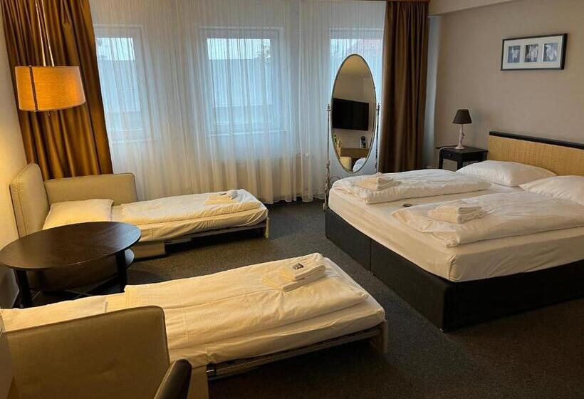 Astral Inn Leipzig Hotel & Restaurant