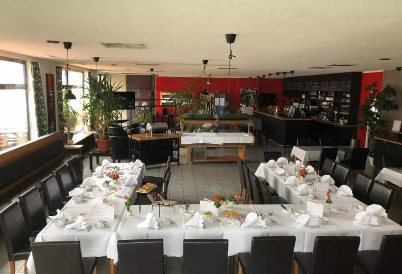 Astral Inn Leipzig Hotel & Restaurant