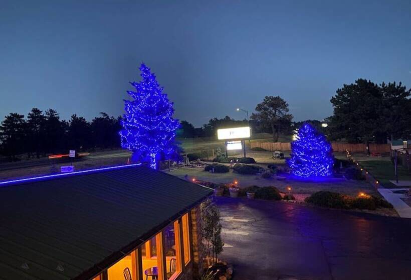 هتل Blue Door Inn