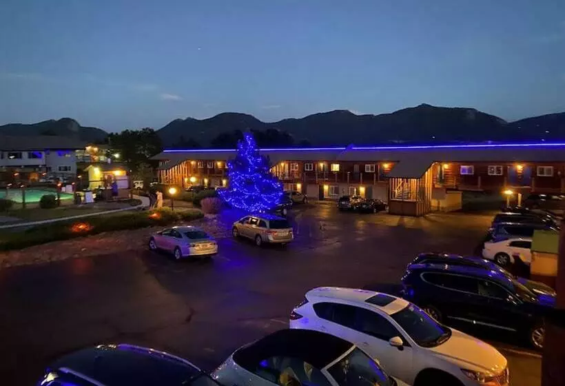 בית מלון כפרי Blue Door Inn