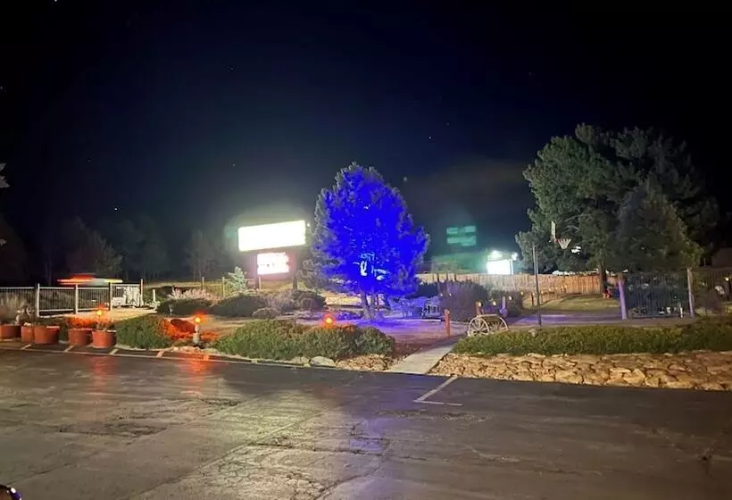 בית מלון כפרי Blue Door Inn