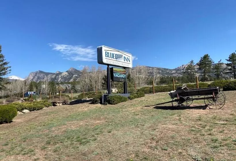 בית מלון כפרי Blue Door Inn