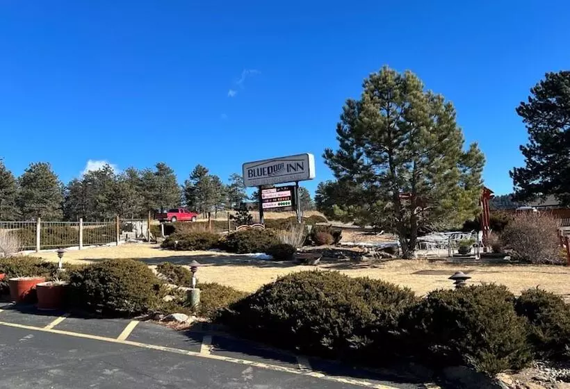 בית מלון כפרי Blue Door Inn