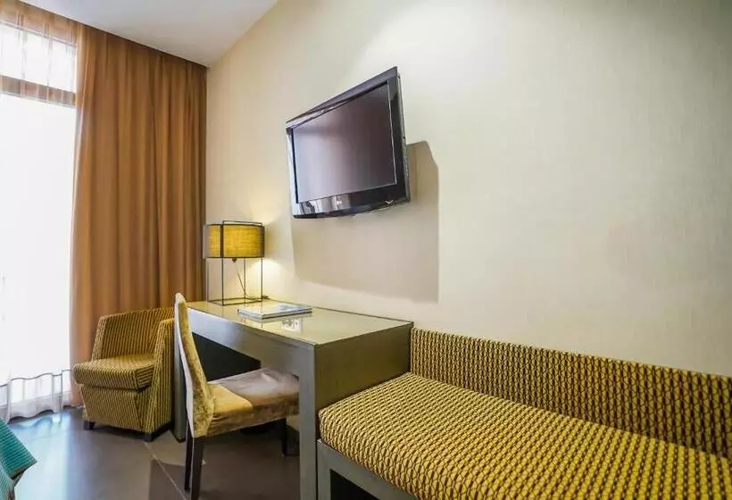 Отель Constanza