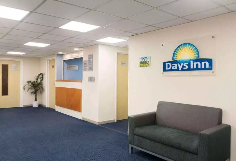Hotel Days Inn Sutton Scotney South