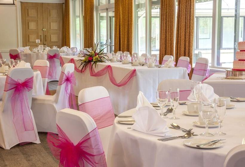 هتل Holiday Inn Leeds Brighouse, An Ihg