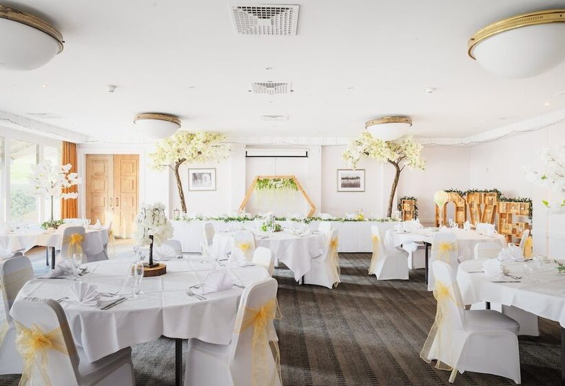 هتل Holiday Inn Leeds Brighouse, An Ihg