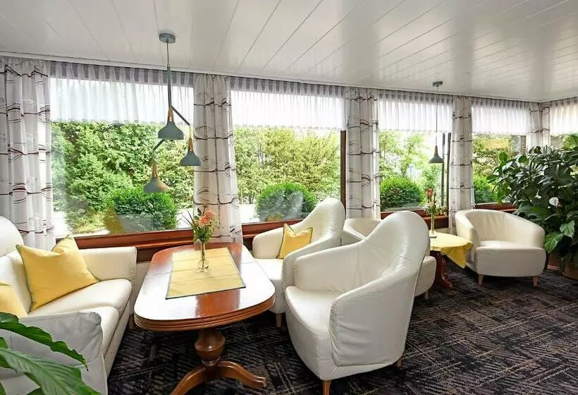 Отель Katharina Garni