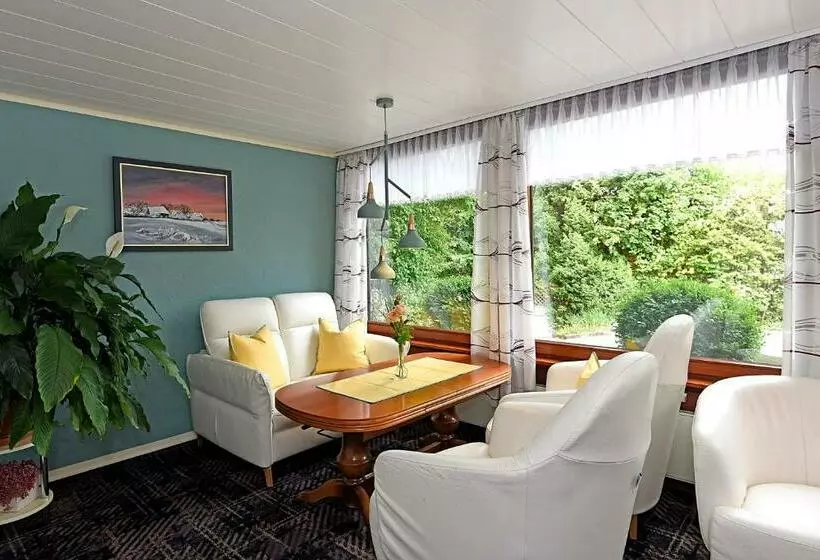 Отель Katharina Garni