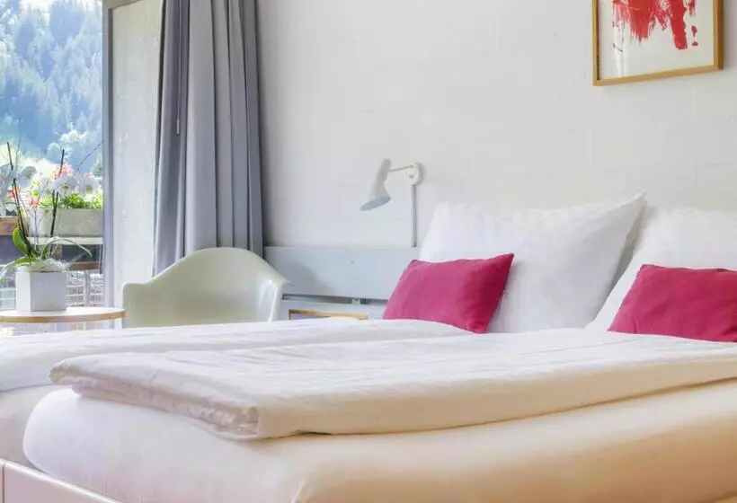 ホテル Kreuz Lenk