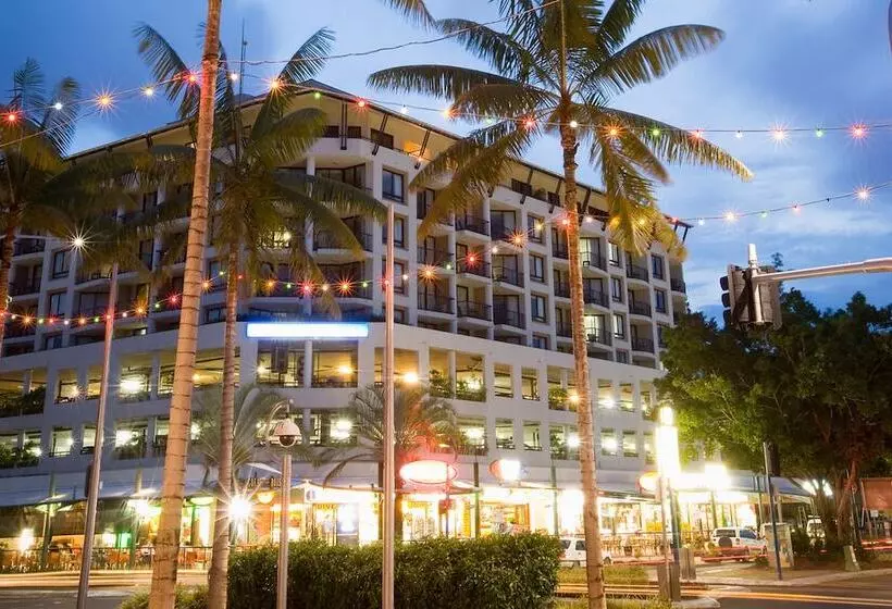 호텔 Mantra Esplanade