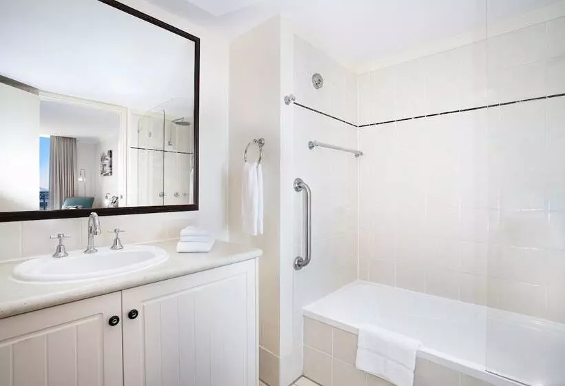 호텔 Mantra Esplanade