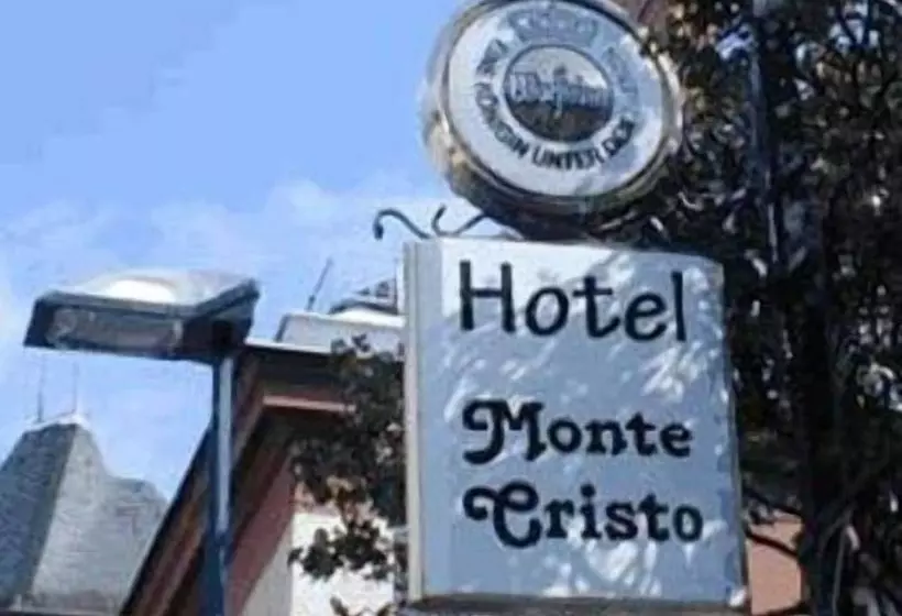 בית מלון כפרי Monte Cristo