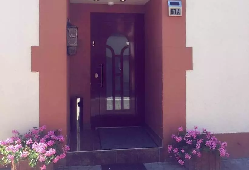 בית מלון כפרי Monte Cristo