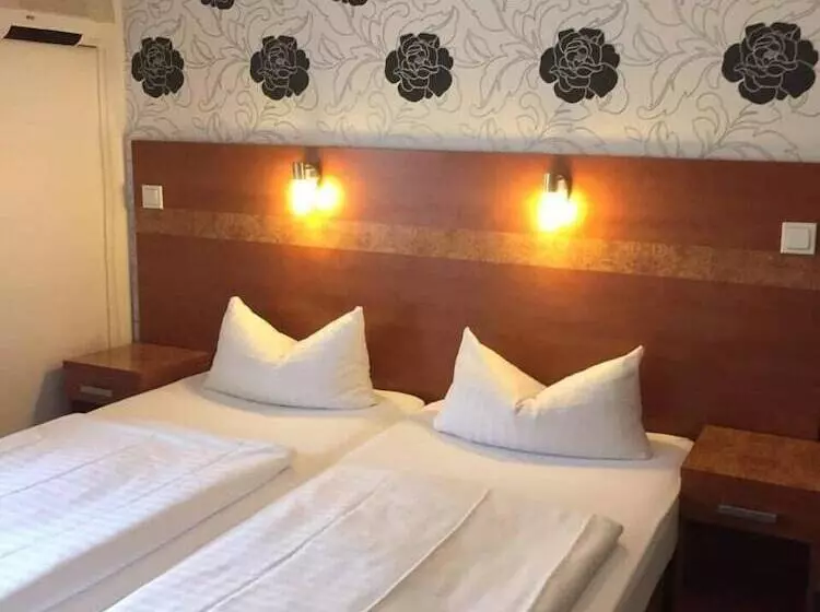 בית מלון כפרי Monte Cristo