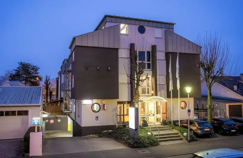 Hotelli Plaza Inn Heilbronn