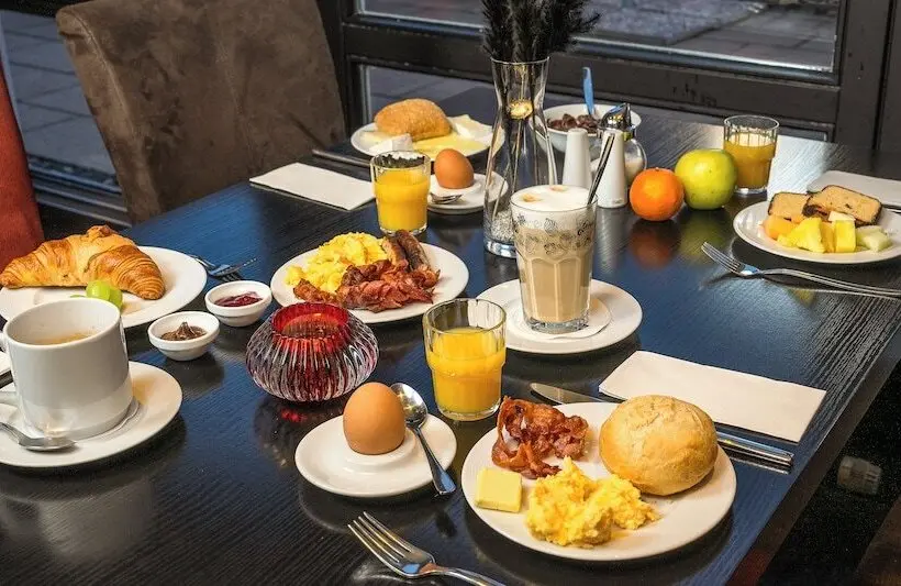 Hotelli Plaza Inn Heilbronn