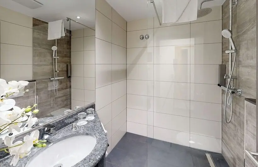 Hotelli Plaza Inn Heilbronn