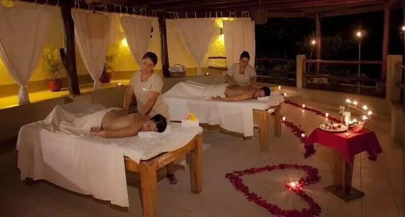 Отель Punta Serena & Resorts  Couples Only