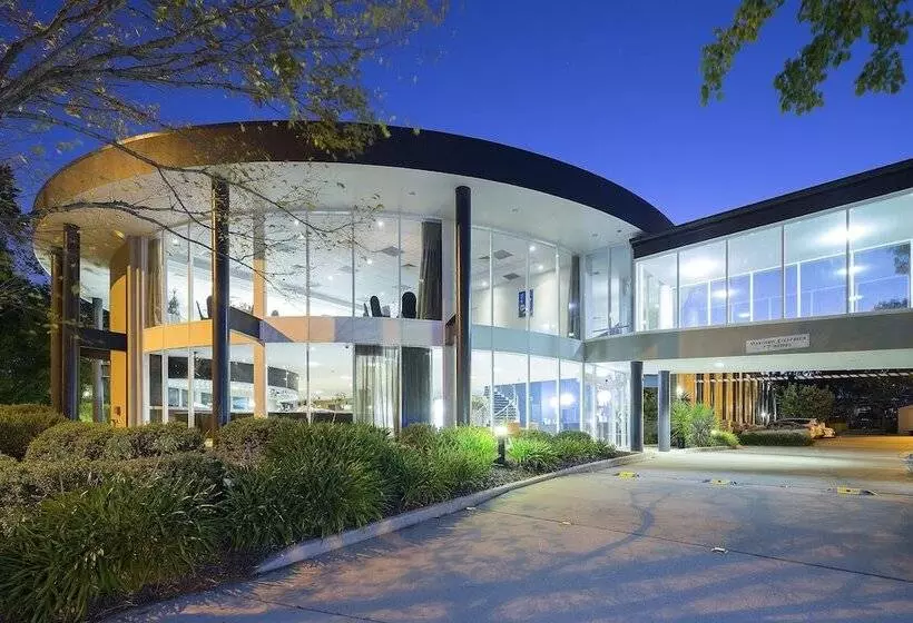 ホテル Ramada Encore Belconnen