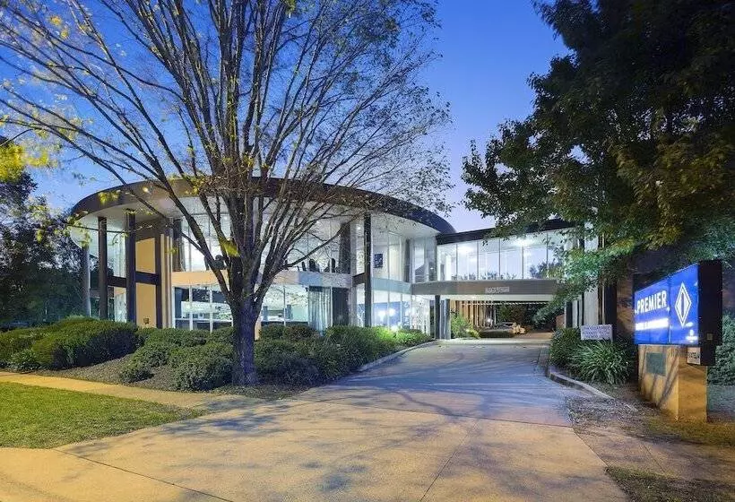 ホテル Ramada Encore Belconnen