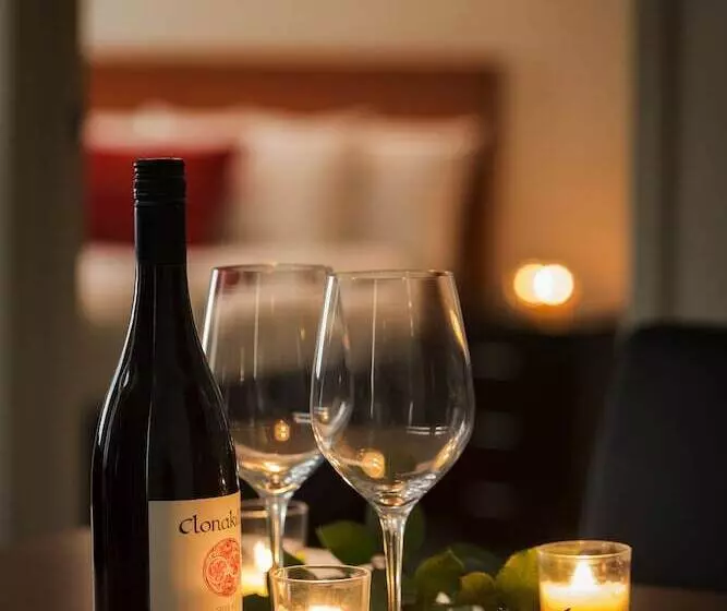 ホテル Ramada Encore Belconnen