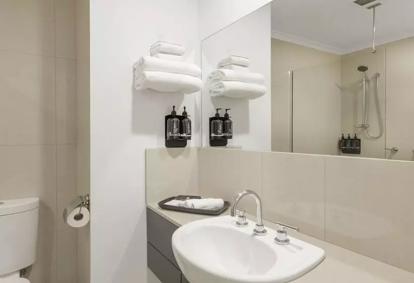 ホテル Ramada Encore Belconnen