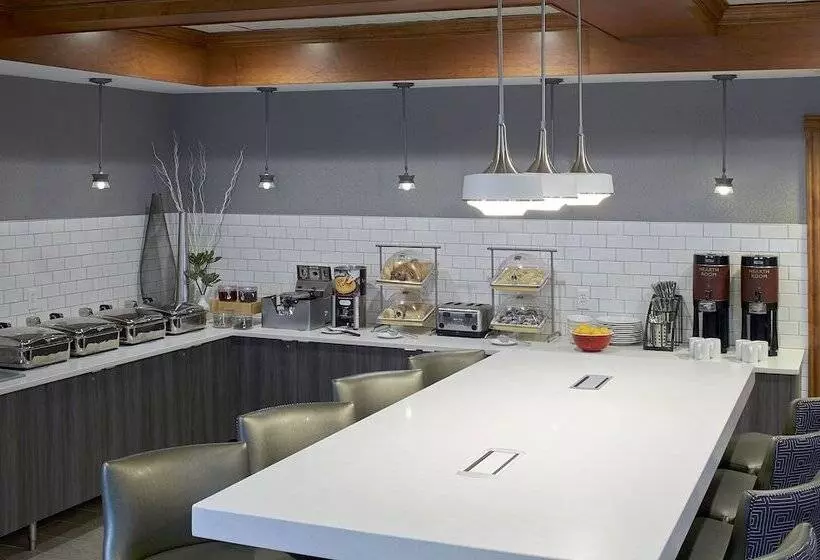 هتل Residence Inn Minneapolis Downtown At The Depot