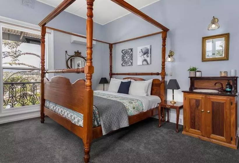 호텔 The Dragonfly Inn